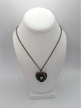 Vintage Heart Pendant Necklace with Rhinestones